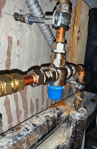 https://plumberwoodvale.com.au/uploads/2025/06/emergency-plumbing-912174.jpg